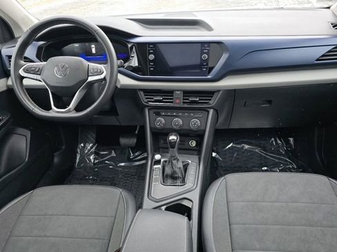 Used 2022 Volkswagen Taos SE w/ Panoramic Sunroof Package image 22