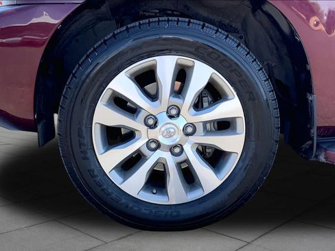 Used 2008 Toyota Sequoia Limited RWD image 10