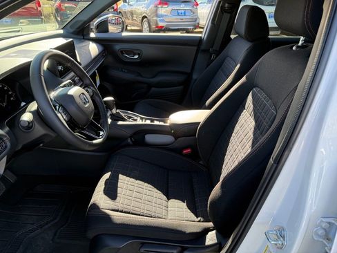 Certified 2026 Honda HR-V Sport image 15