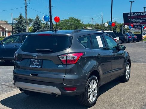 Used 2018 Ford Escape SE FWD image 5