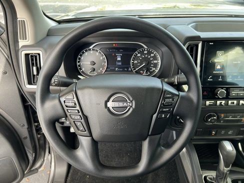 New 2026 Nissan Frontier SV w/ Tow Package AWD/4WD image 17