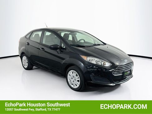Used 2014 Ford Fiesta S FWD image 1