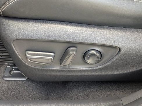 Used 2024 Toyota RAV4 XLE Premium FWD image 20
