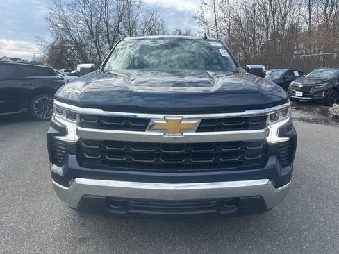 Used 2023 Chevrolet Silverado 1500 LT image 2