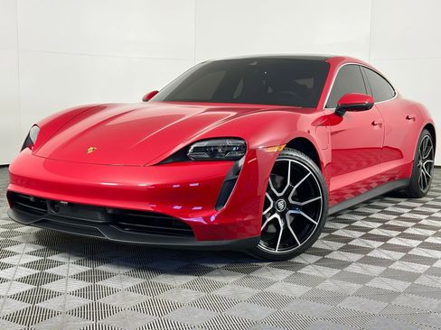 Used 2024 Porsche Taycan 4S w/ Premium Package image 42