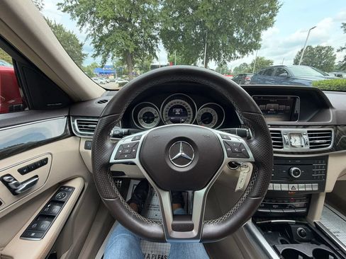Used 2016 Mercedes-Benz E 350 4MATIC Sedan w/ Parking Assist Package image 20