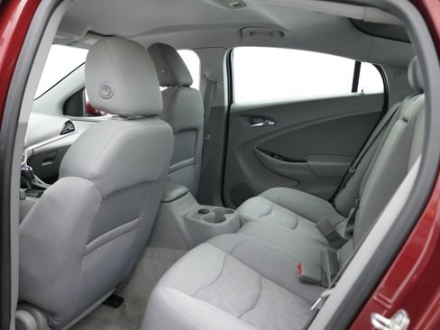 Used 2017 Chevrolet Volt LT w/ Comfort Package FWD image 26