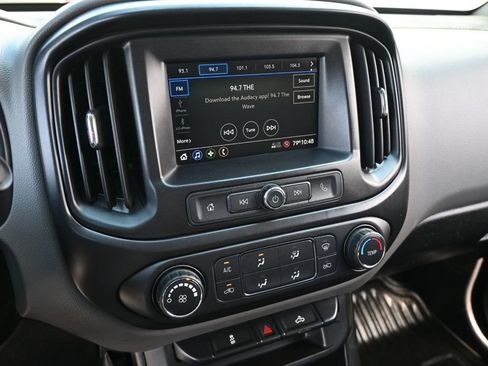 Used 2020 Chevrolet Colorado W/T RWD image 7