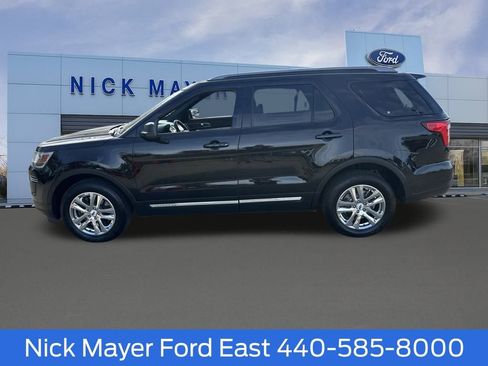 Used 2019 Ford Explorer XLT w/ Class III Trailer Tow Package image 4