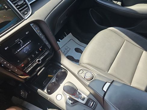 Used 2021 INFINITI QX50 Luxe AWD/4WD image 28