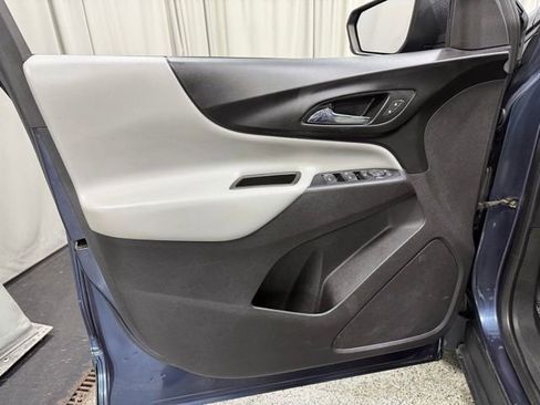 Used 2018 Chevrolet Equinox LS image 15