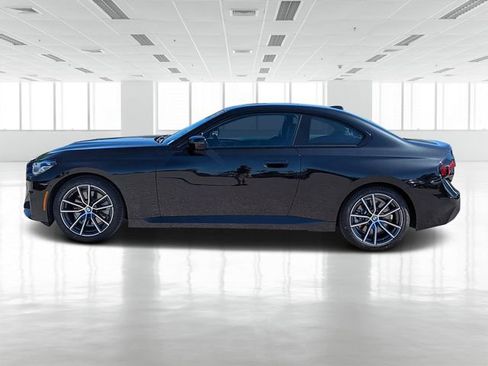 Certified 2024 BMW 230i Coupe w/ Premium Package image 7