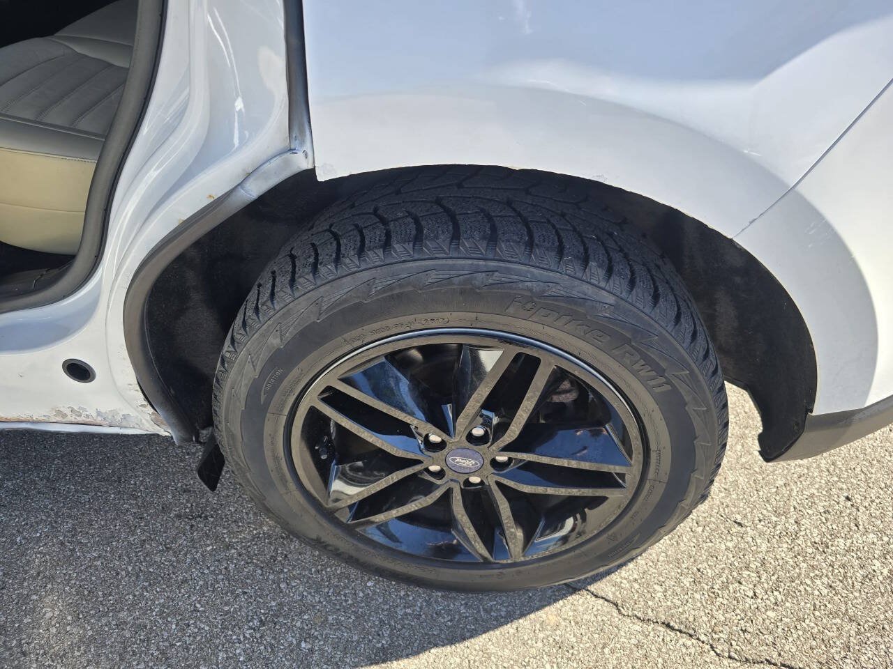 Used 2016 Ford Edge SEL w/ Equipment Group 201A AWD/4WD image 14