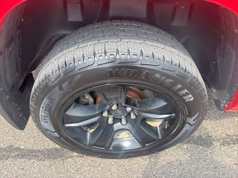 Used 2020 RAM 1500 Big Horn AWD/4WD image 28