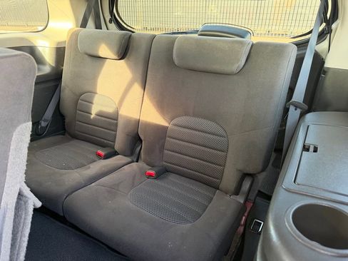 Used 2011 Nissan Pathfinder SV image 24