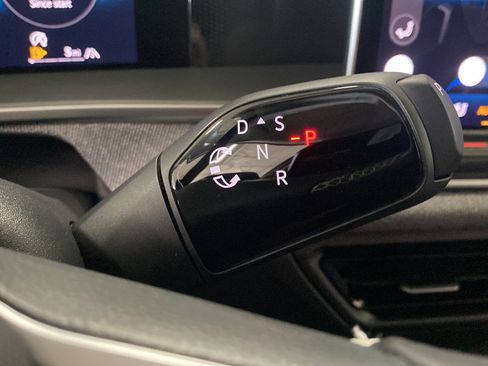 Used 2026 Volkswagen Tiguan S AWD/4WD image 18