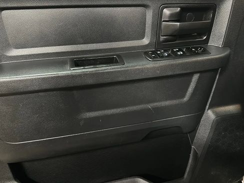 Used 2017 RAM 1500 Express w/ Express Value Package image 10