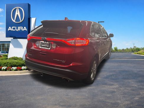 Used 2018 Ford Edge Titanium w/ Equipment Group 301A AWD/4WD image 10
