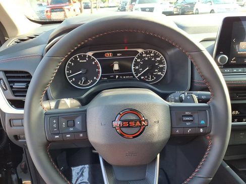 New 2026 Nissan Rogue SV AWD/4WD image 18