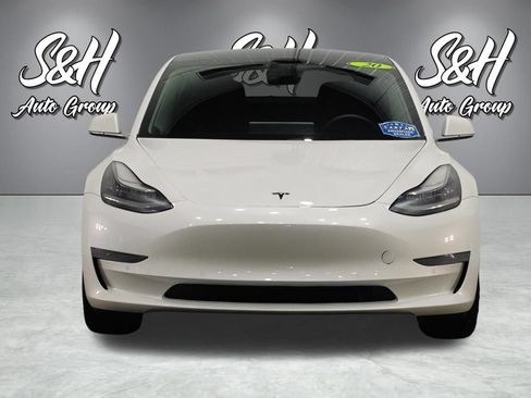 Used 2020 Tesla Model 3 Standard Range RWD image 11