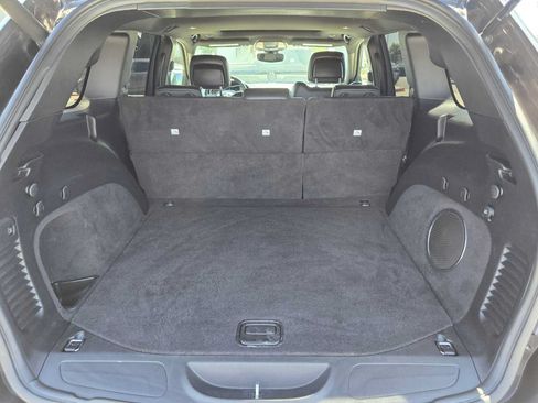 Used 2020 Jeep Grand Cherokee Altitude RWD image 14