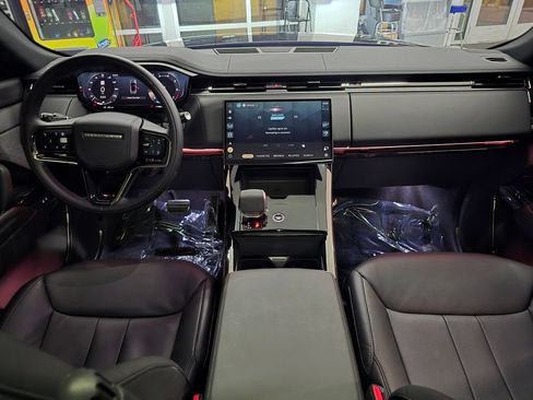 Used 2025 Land Rover Range Rover Sport Dynamic SE AWD/4WD image 35