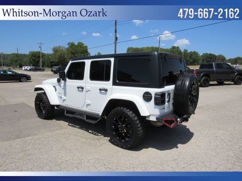 Used 2023 Jeep Wrangler Unlimited Sahara AWD/4WD image 11
