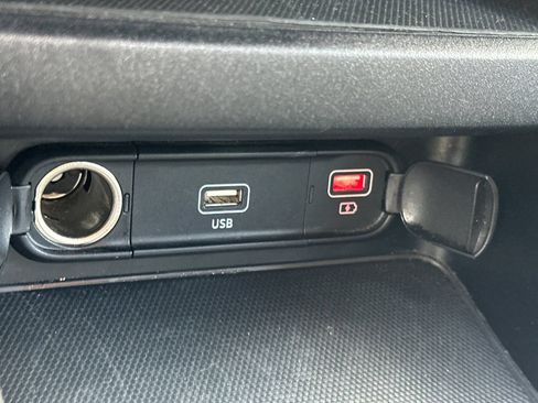 Used 2024 Kia Forte LXS FWD image 31