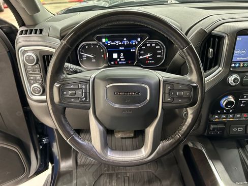 Used 2020 GMC Sierra 1500 Denali w/ Driver Alert Package II AWD/4WD image 17