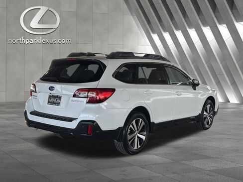 Used 2018 Subaru Outback 2.5i Limited AWD/4WD image 6
