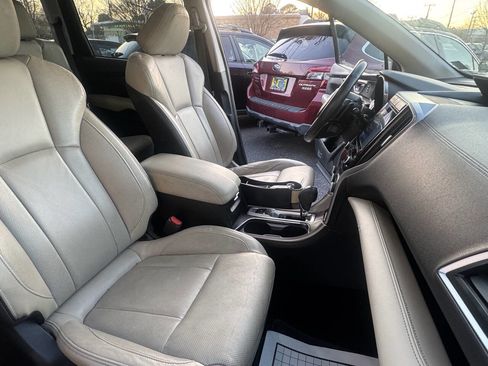 Used 2019 Subaru Ascent Limited w/ Popular Package #3 image 28