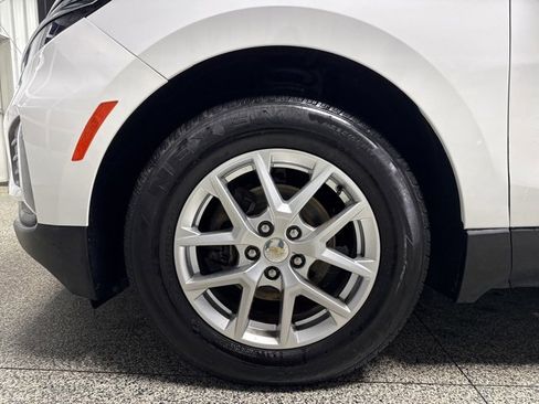 Used 2023 Chevrolet Equinox LT image 4