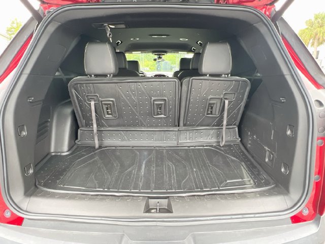 Used 2023 Chevrolet Traverse LT w/ LPO, Floor Liner Package FWD image 21