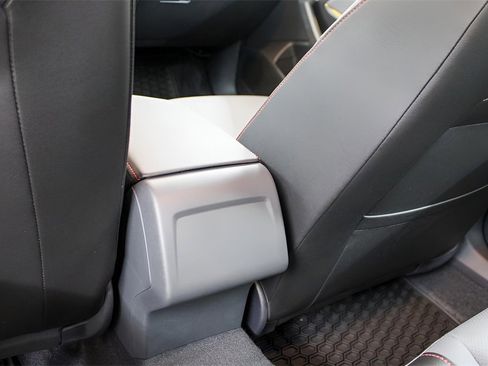 Used 2025 Volkswagen Jetta GLI Autobahn image 12