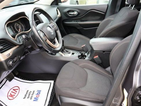 Used 2017 Jeep Cherokee 75th Anniversary image 42