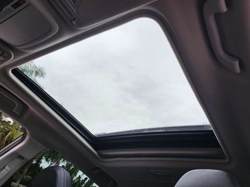 Used 2022 Subaru Forester Limited image 20