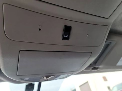 Used 2012 Nissan Titan SV w/ SV Premium Utility Pkg image 20