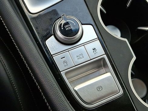 Used 2020 Genesis G70 2.0T image 24