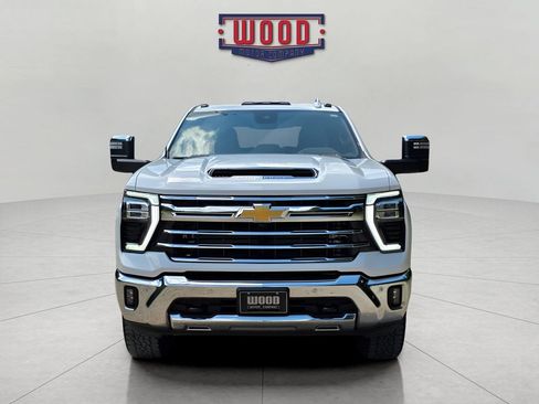 Used 2024 Chevrolet Silverado 3500 LTZ w/ LTZ Convenience Package AWD/4WD image 5