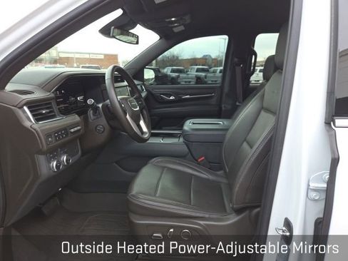 Used 2023 GMC Yukon XL Denali image 38