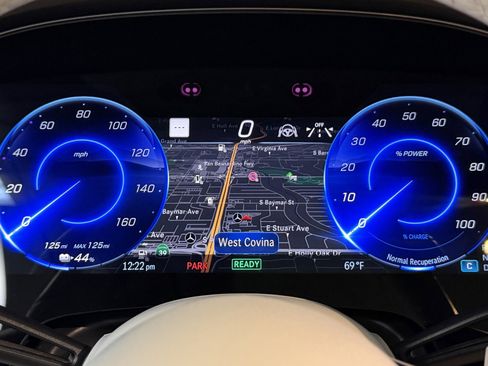 Certified 2023 Mercedes-Benz EQS 580 4MATIC SUV image 29