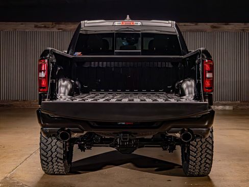 Used 2025 RAM 1500 Big Horn image 9