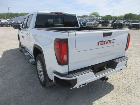 New 2026 GMC Sierra 1500 Denali AWD/4WD image 7