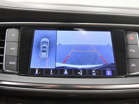 Used 2024 Buick Enclave Essence image 24