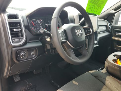 Used 2026 RAM 2500 Big Horn AWD/4WD image 10