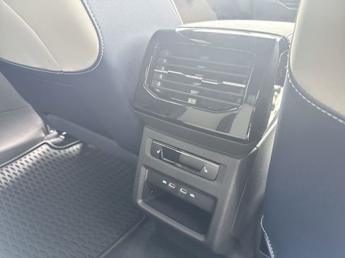 New 2025 Volkswagen ID.4 Pro S Plus image 28