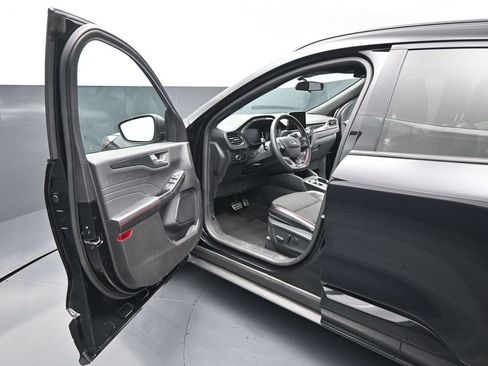 Used 2024 Ford Escape ST-Line w/ Equipment Group 301A FWD image 8