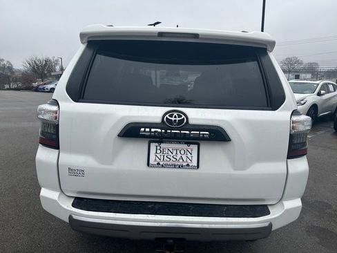 Used 2019 Toyota 4Runner TRD Off-Road image 41