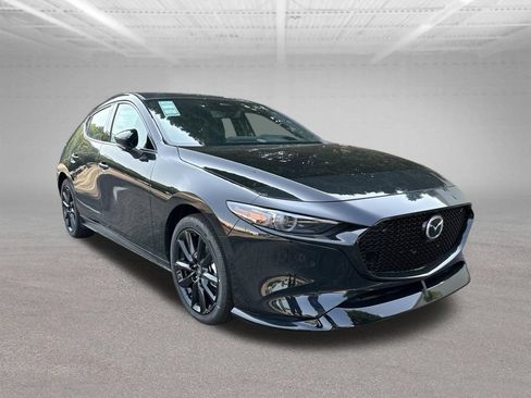 New 2026 MAZDA MAZDA3 Hatchback w/Premium Plus Pkg AWD/4WD image 8