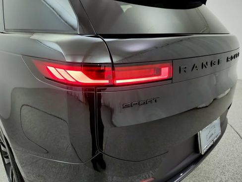 New 2026 Land Rover Range Rover Sport SE image 31